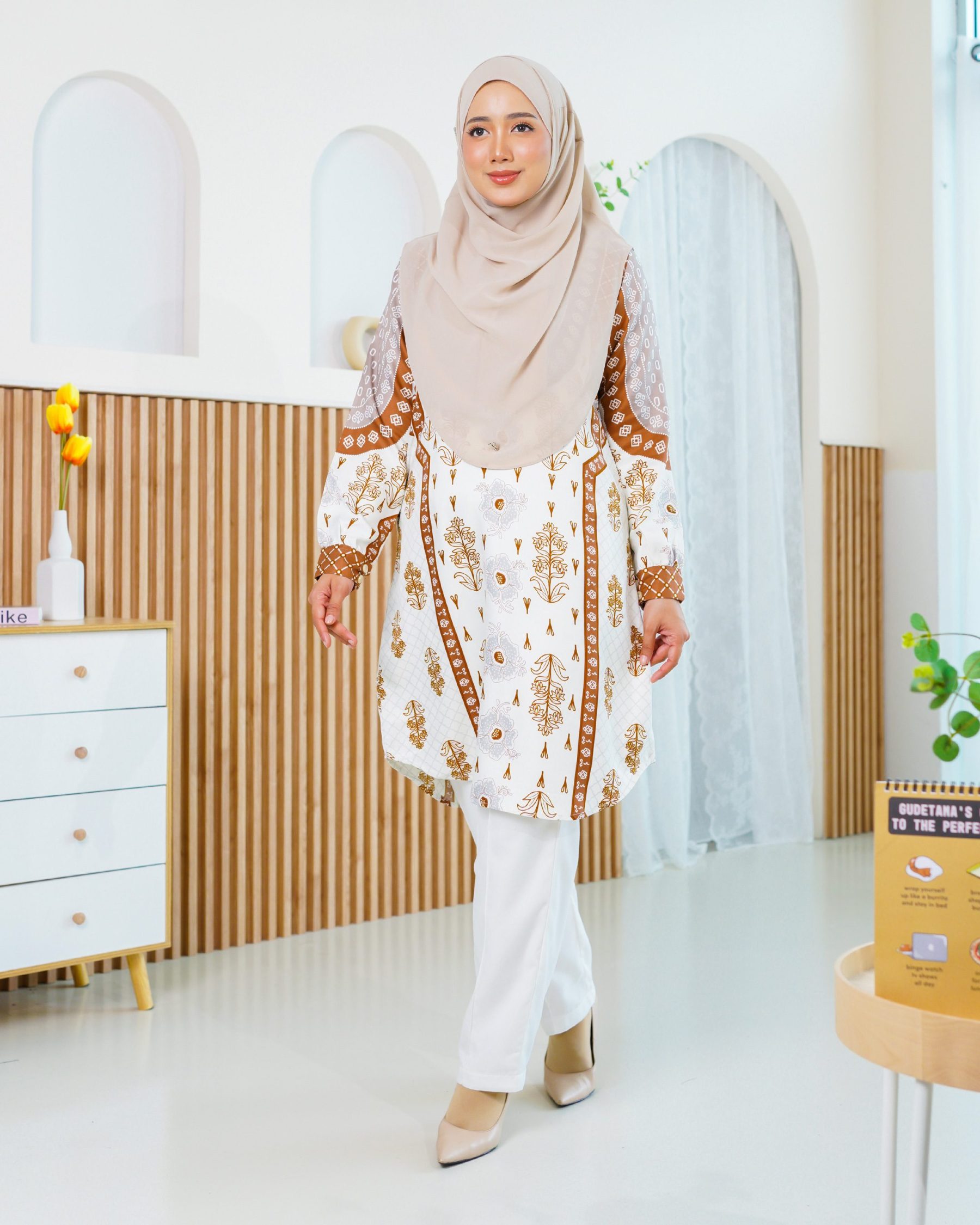 Blouse Iryani - Cinnamon Snow