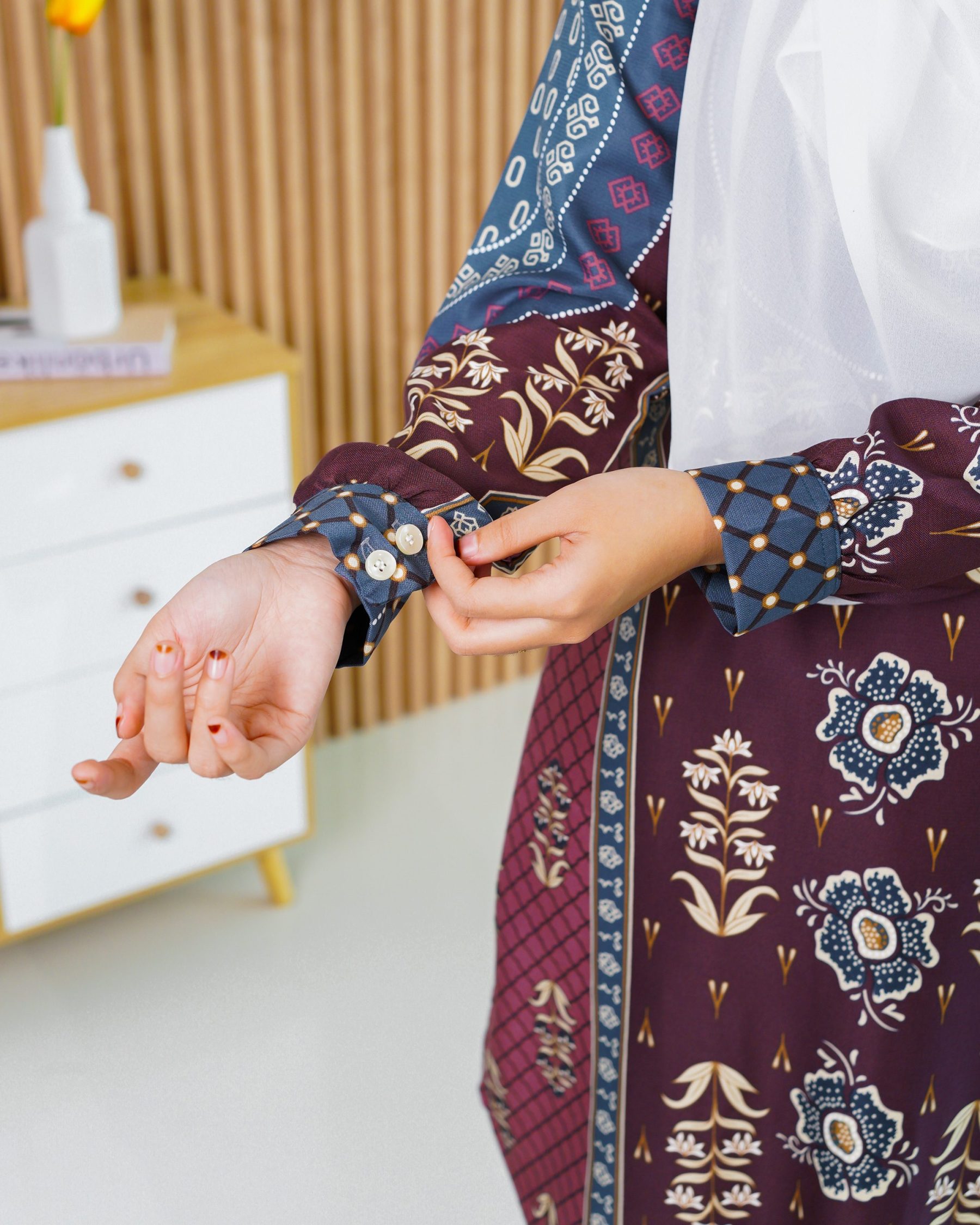 Blouse Iryani - Mulberry Shadow