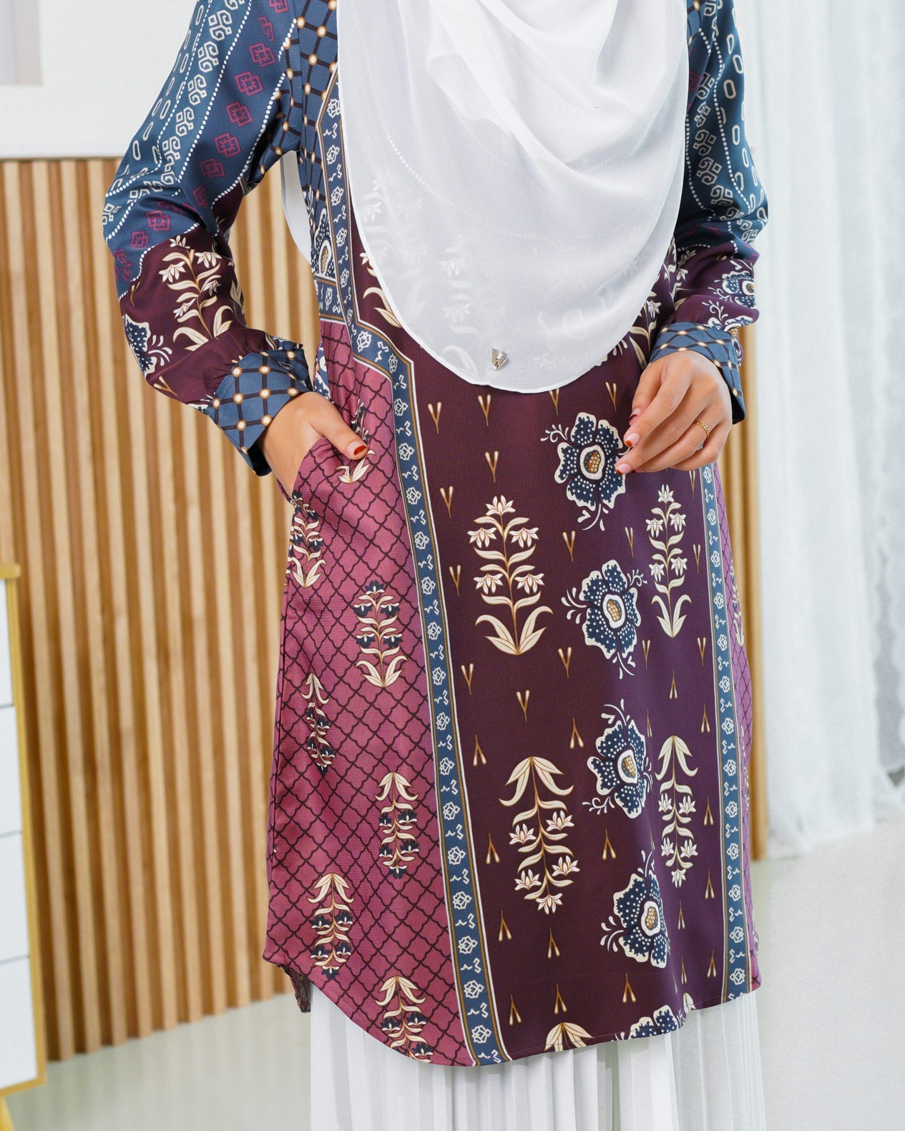 Blouse Iryani - Mulberry Shadow