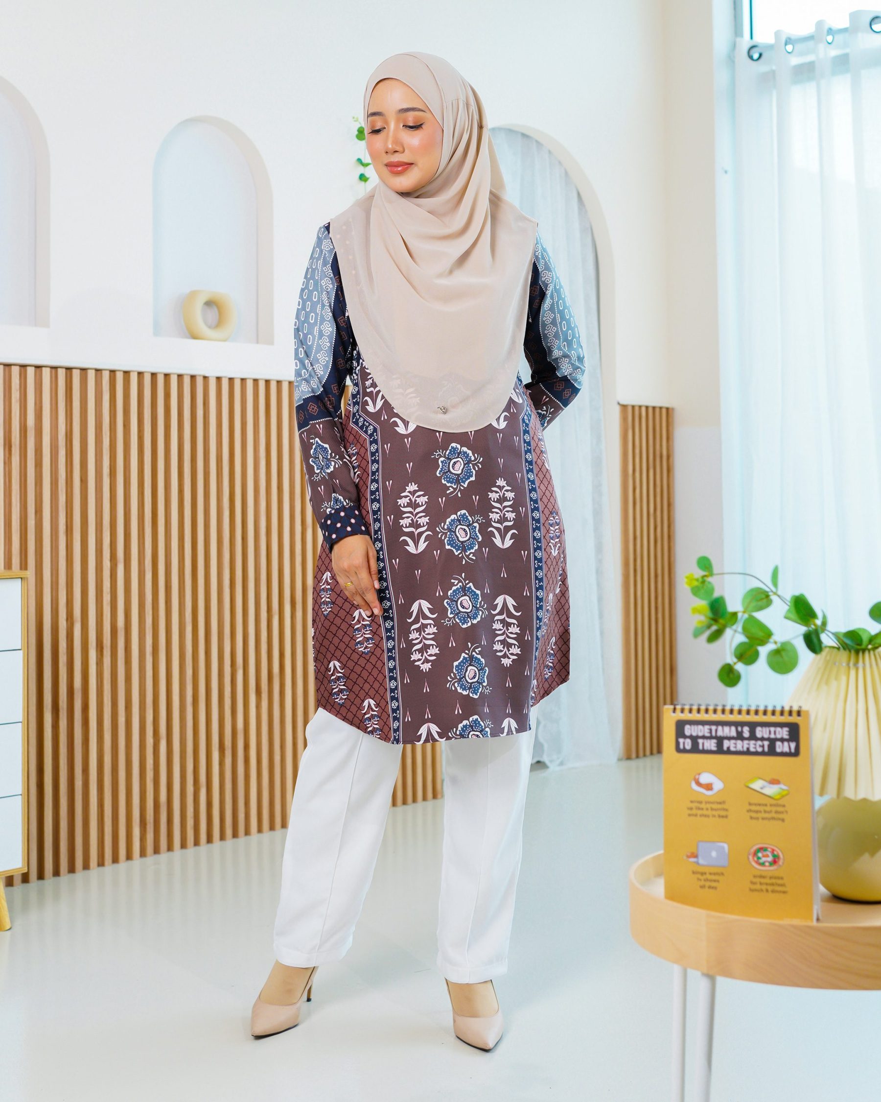 Blouse Iryani - Umber Brown