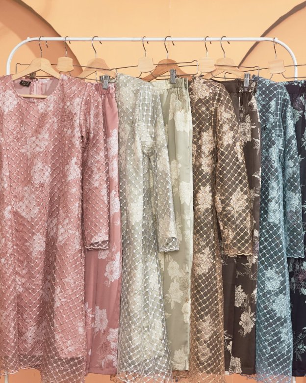 Baju Kurung Lace Brenna - Soft Blue