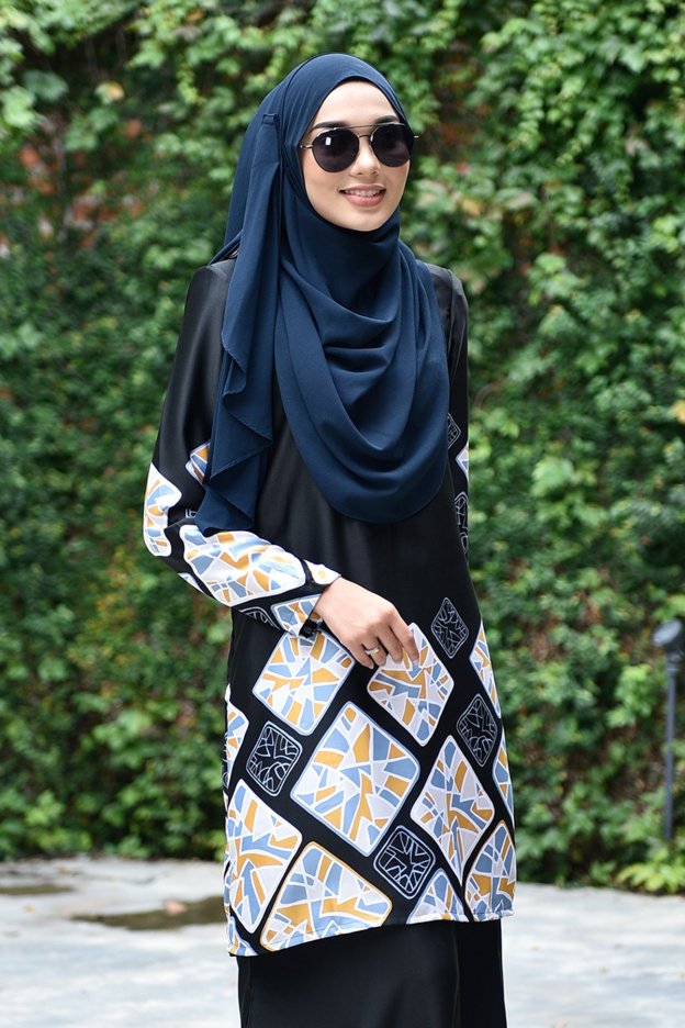 Baju Kurung Darcell - Black Orca