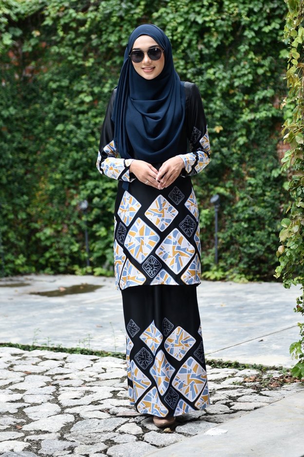 Baju Kurung Darcell - Black Orca