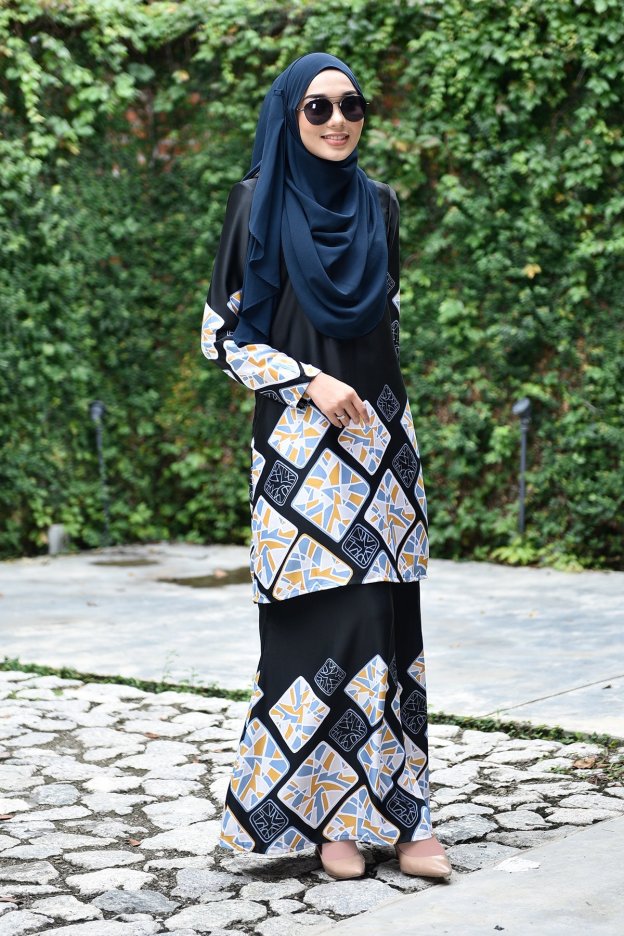Baju Kurung Darcell - Black Orca