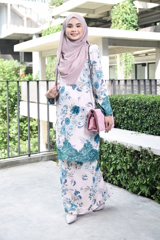 Baju Kurung Lace Damia - Cream