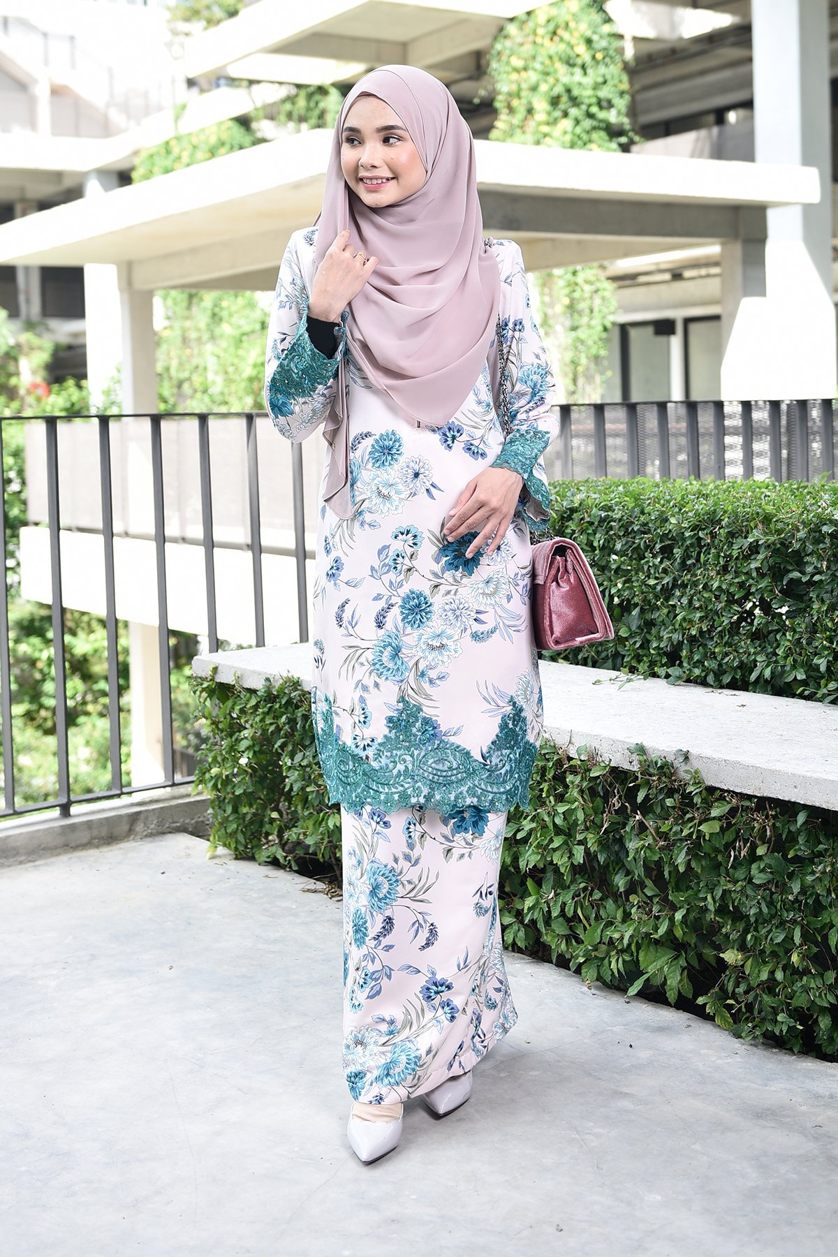 Baju Kurung Lace Damia - Cream