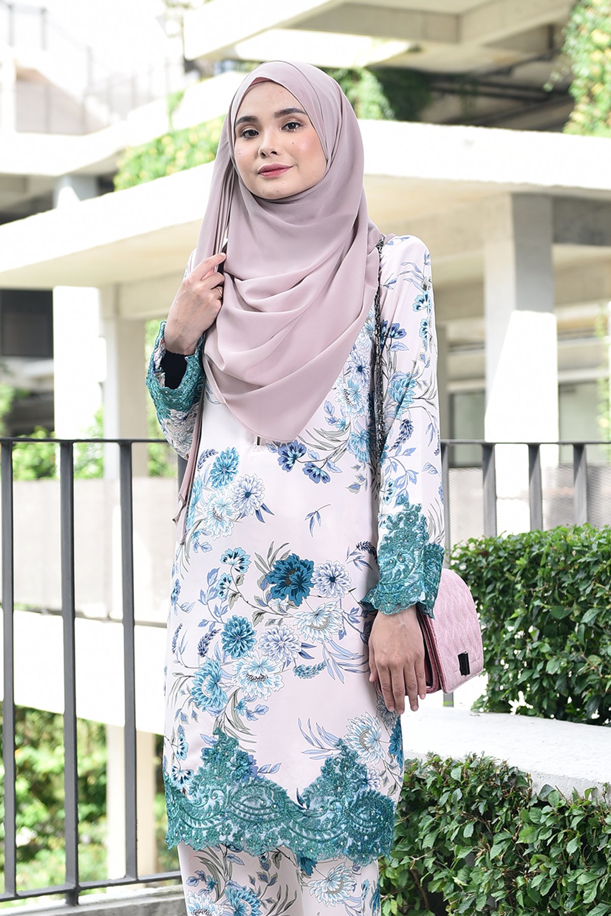 Baju Kurung Lace Damia - Cream