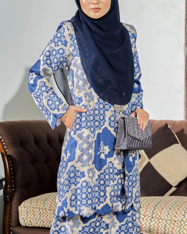 Baju Kebarung Sulam Batik Amara