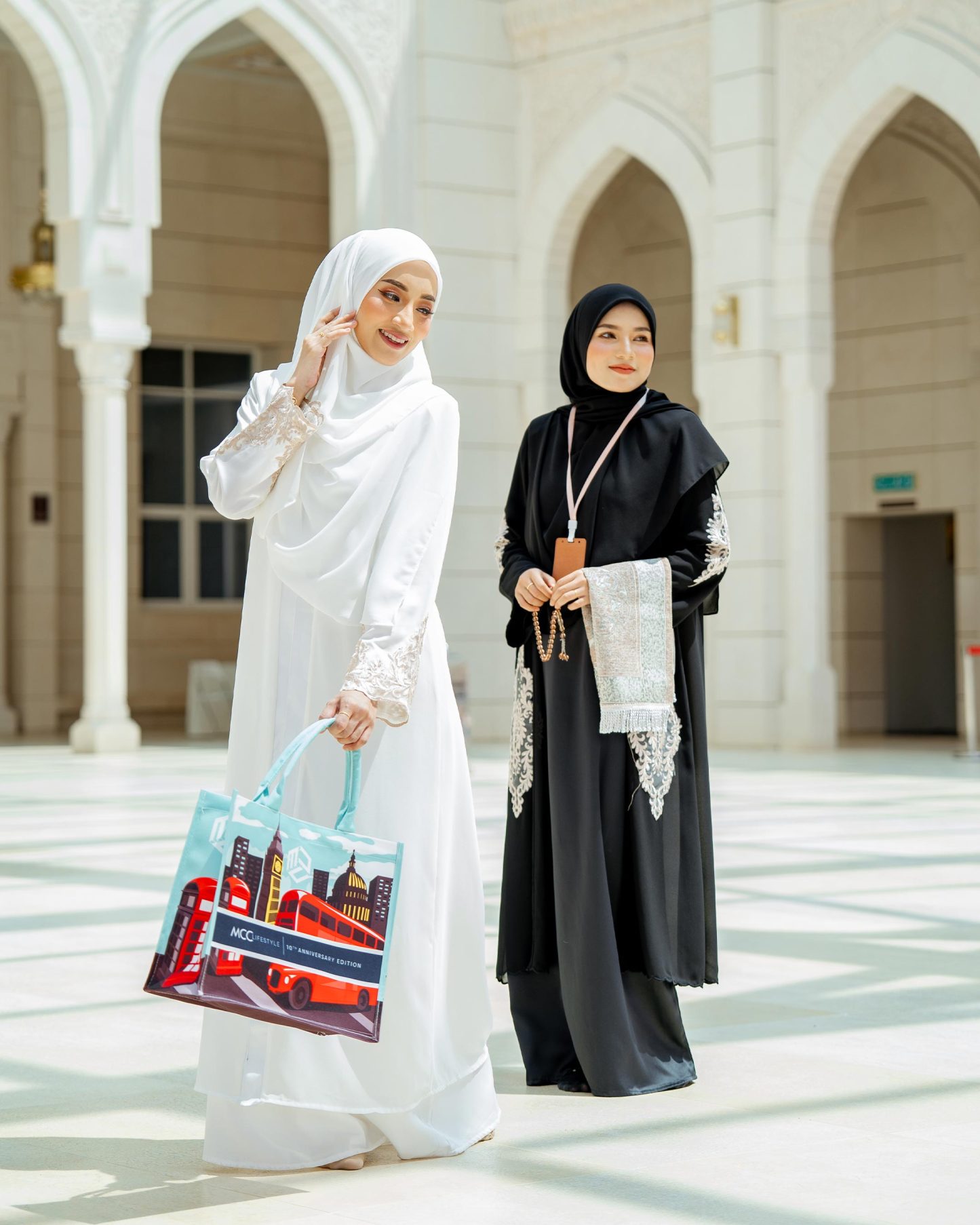 Abaya Cardi Lace Rizka - Off White
