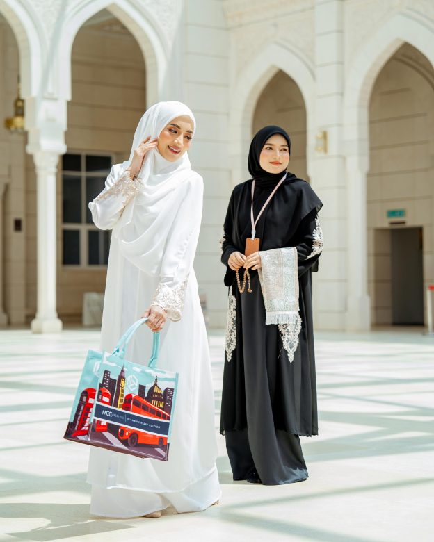 Abaya Cardi Lace Rizka - Off White