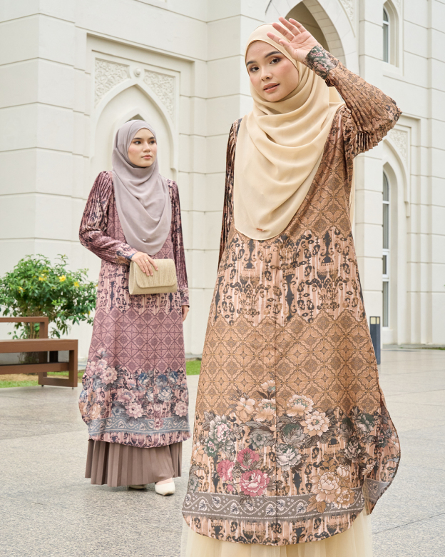 Medi Dress Pleated Lyra – Isadora Queen