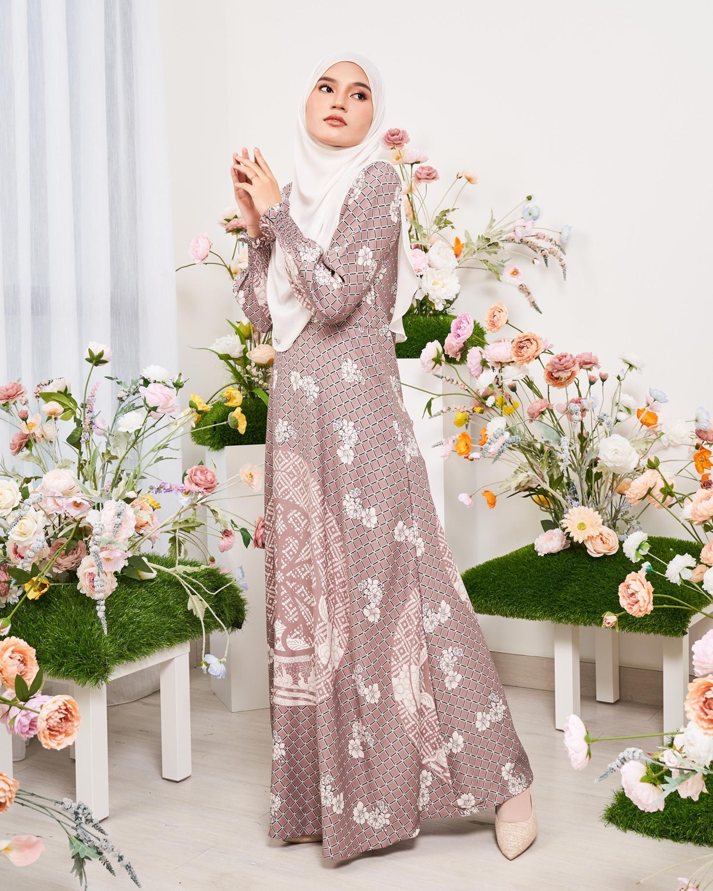 Dress Emilie - Matte Bronze