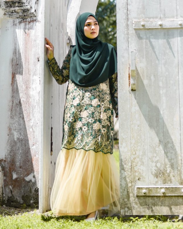 Dress Lace Tutu Nisieka - Emerald Gold