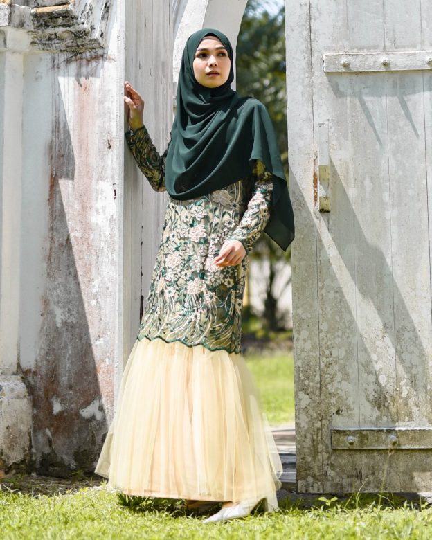 Dress Lace Tutu Nisieka - Emerald Gold