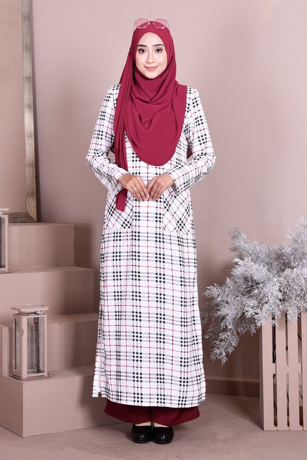 Dress Medi Long Slit Sandra - Sky White