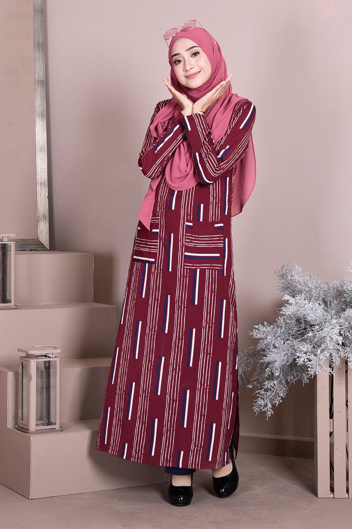 Dress Medi Long Slit Scarlet - Scarlet Red