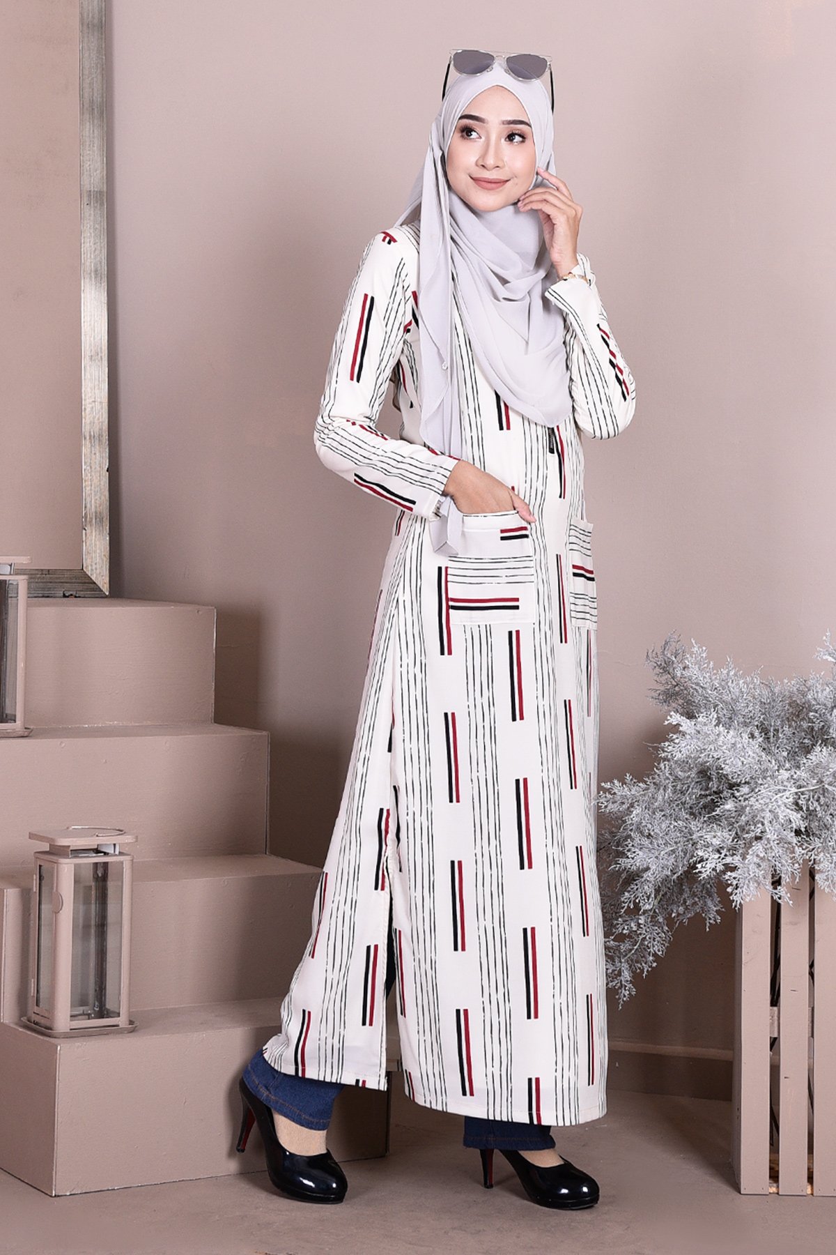 Dress Medi Long Slit Scarlet - Cotton White