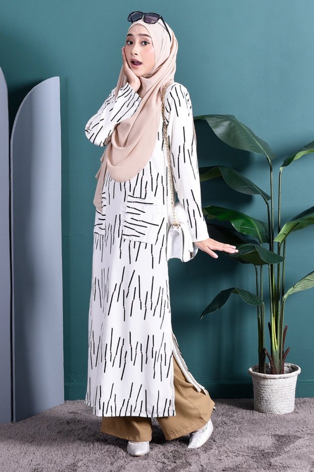 Dress Medi Long Slit Sienna - Creamy White