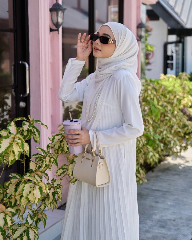 Dress Pleated Haifa - Snow White