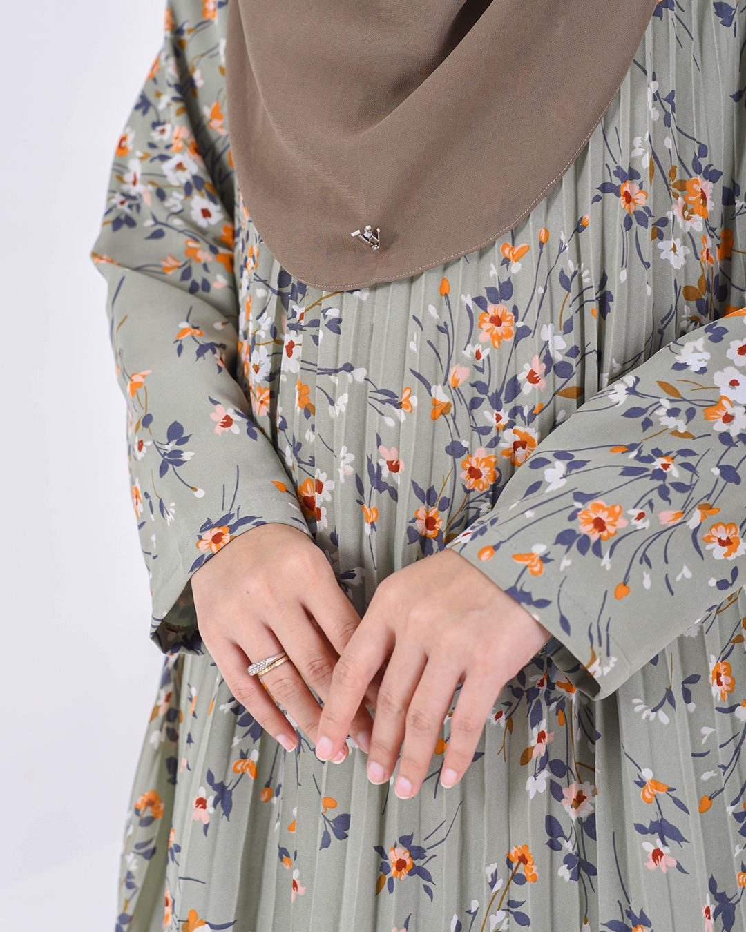 Dress Pleated Nayra - Sage Green