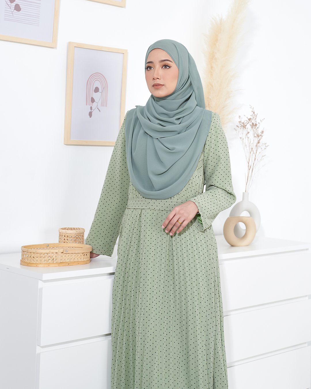 Dress Pleated Tahira - Laurel Green