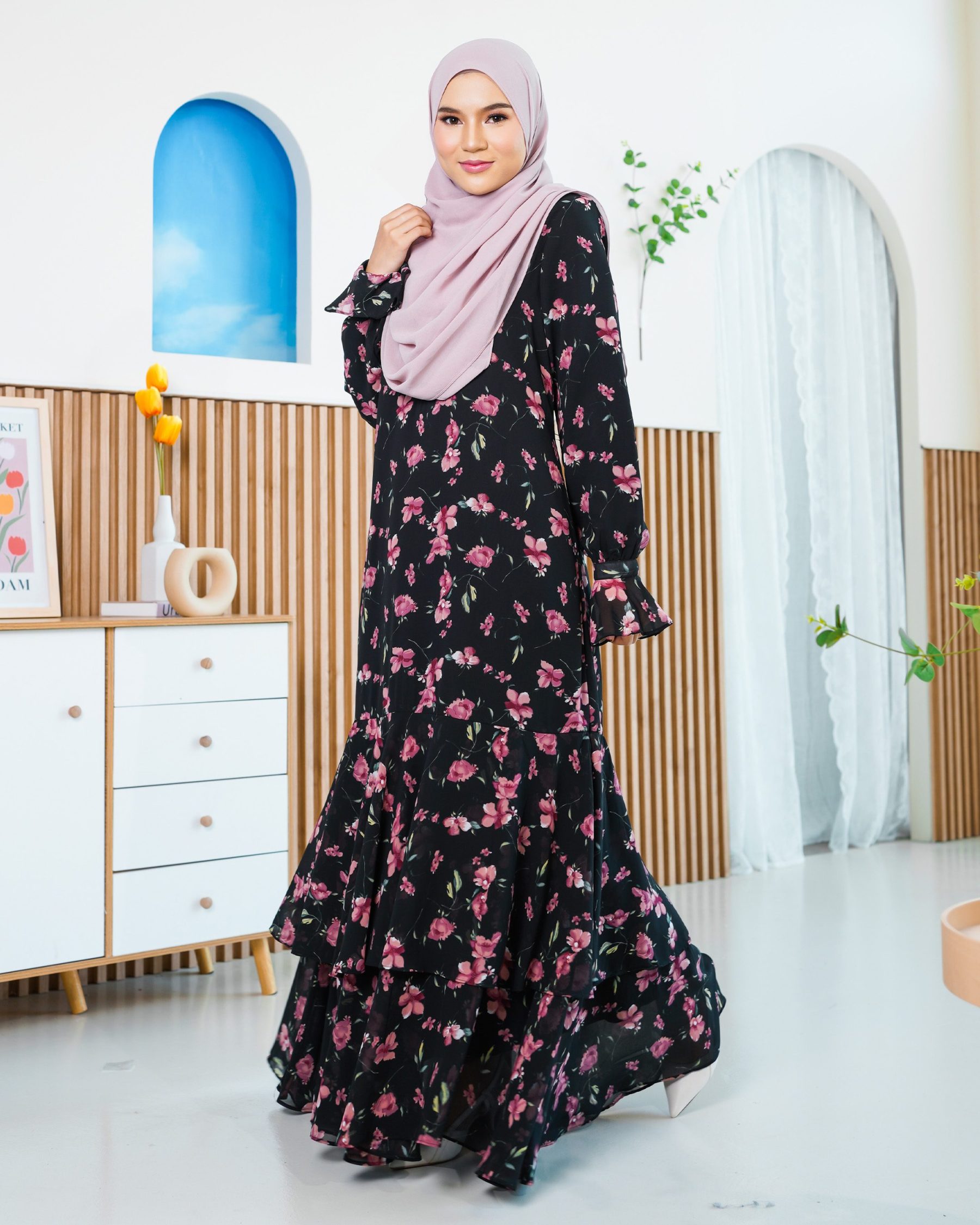 Dress Ruffle Innara - Orchid Black