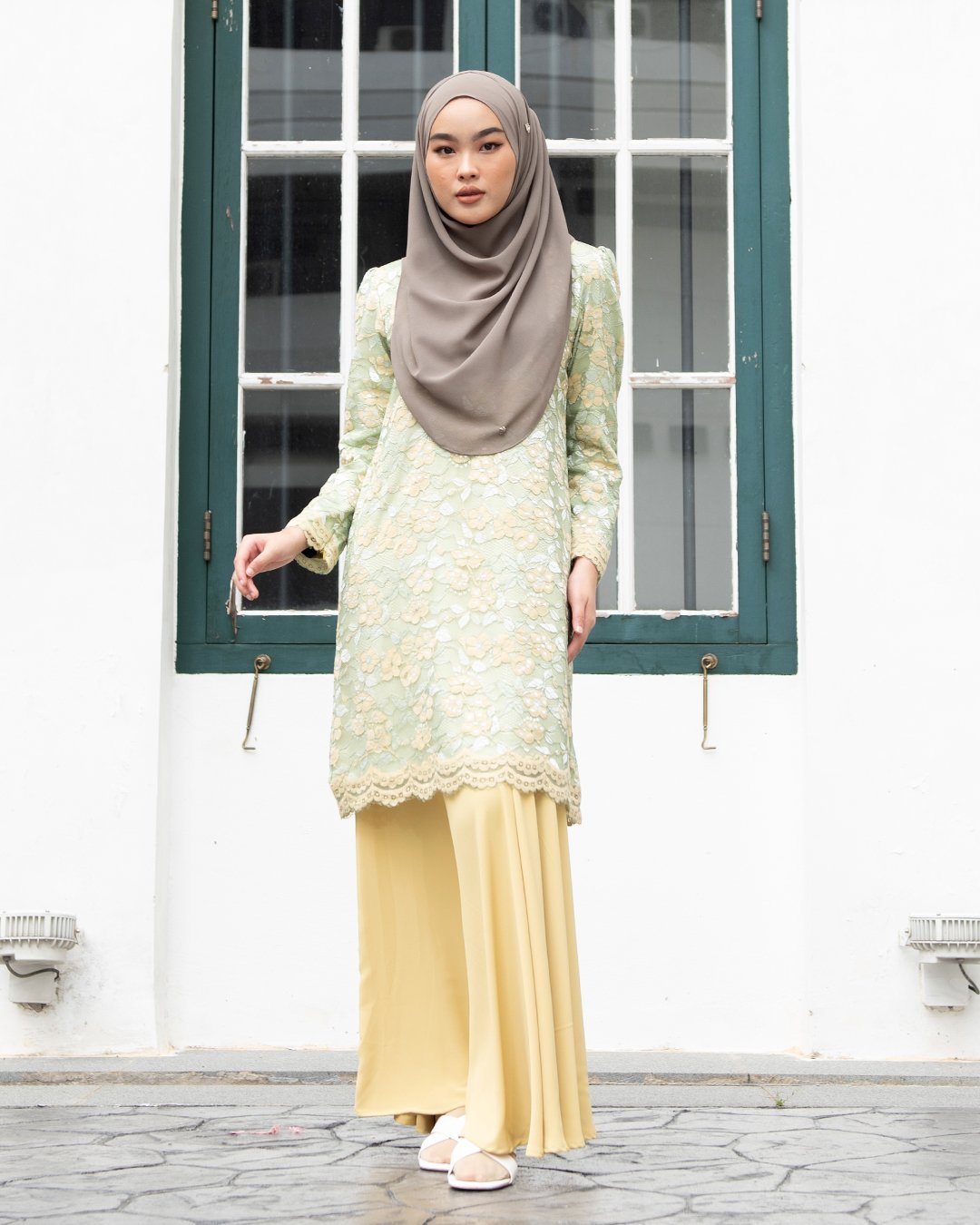 Baju Kurung Lace Aleeya - Lime Green