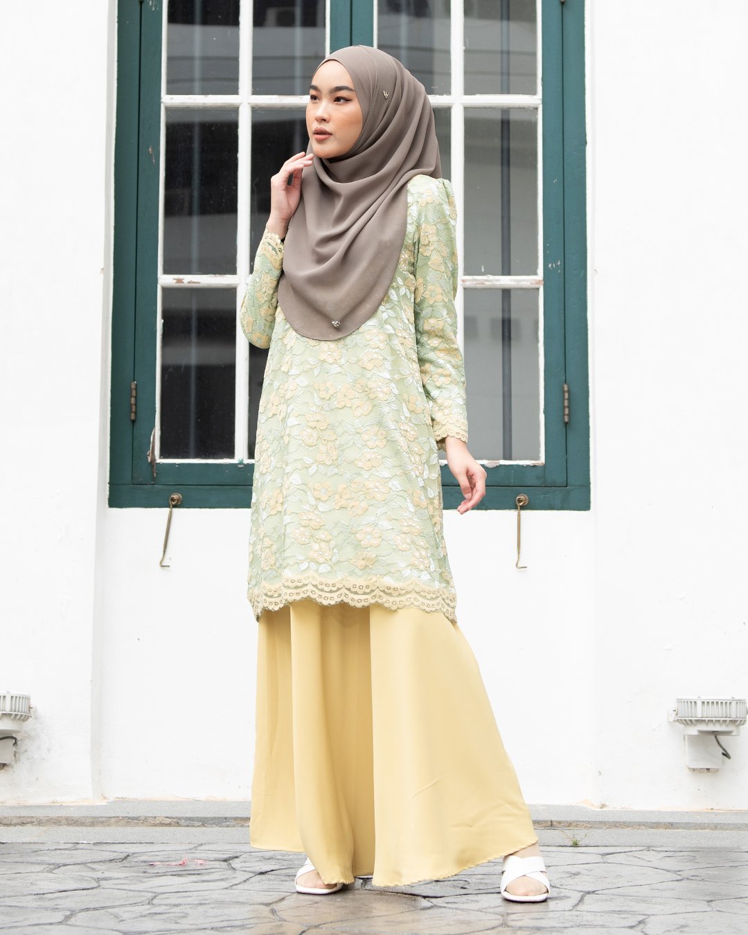 Baju Kurung Lace Aleeya - Lime Green