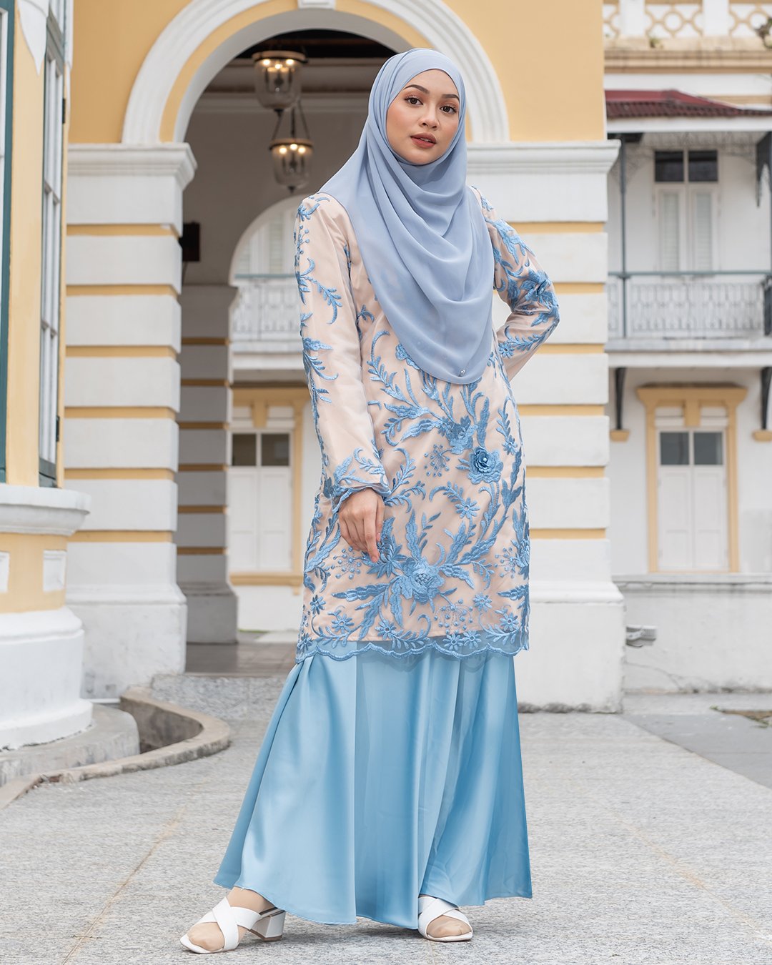 Baju Kurung Lace Afrina - Elsa Blue