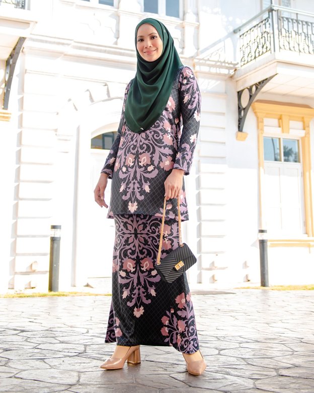 Baju Kurung Moden Zandrea - Matte Black