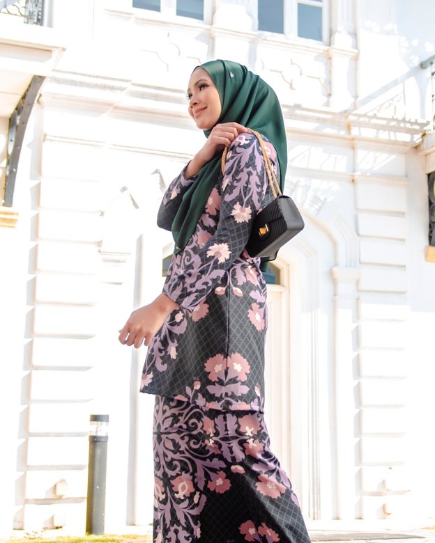 Baju Kurung Moden Zandrea - Matte Black
