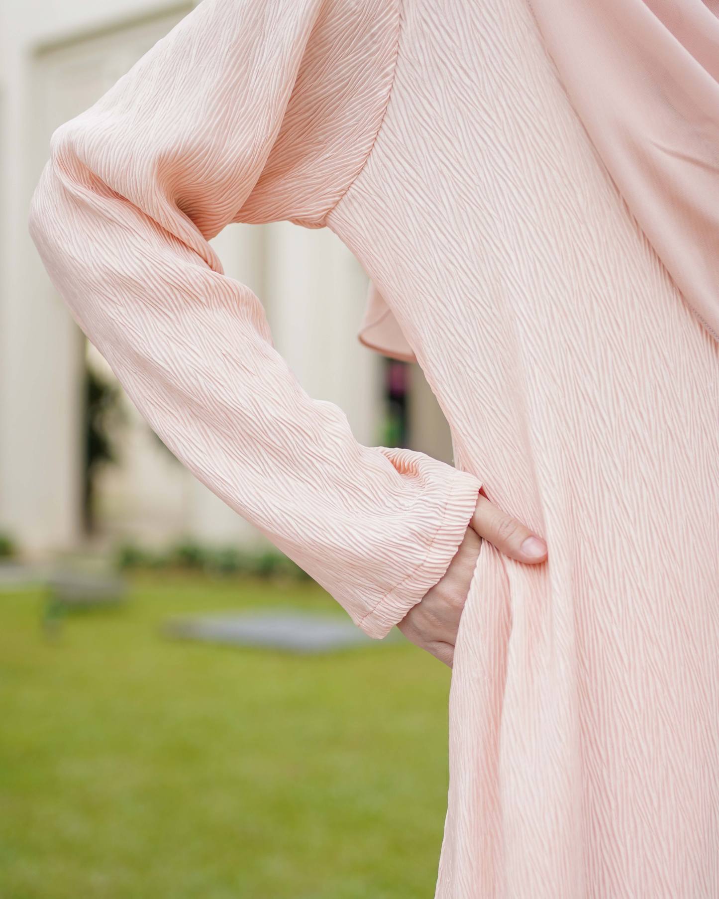 Abaya Pleated Ulyana - Bright Peach