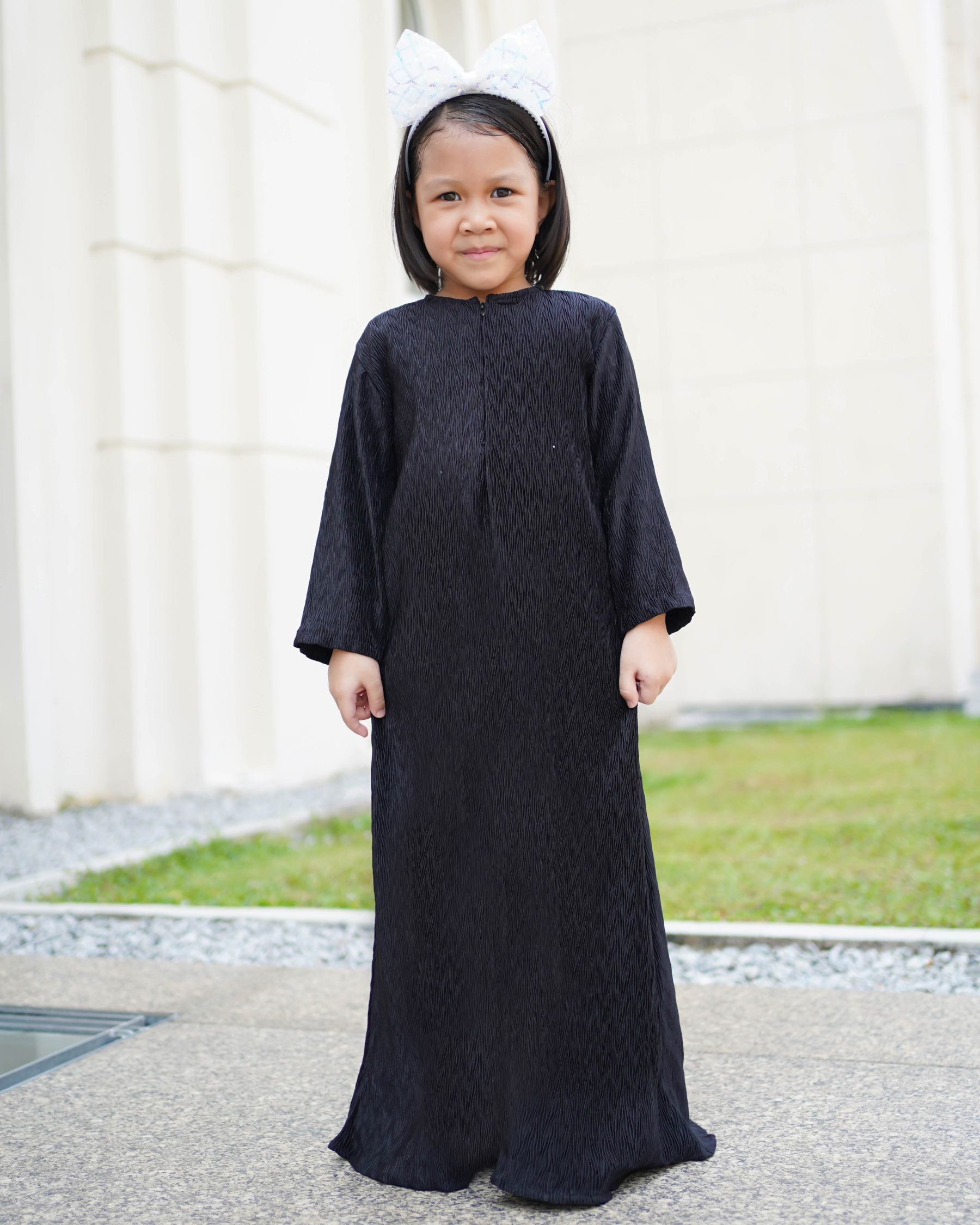 Abaya Pleated Ulyana Kids - Matte Black