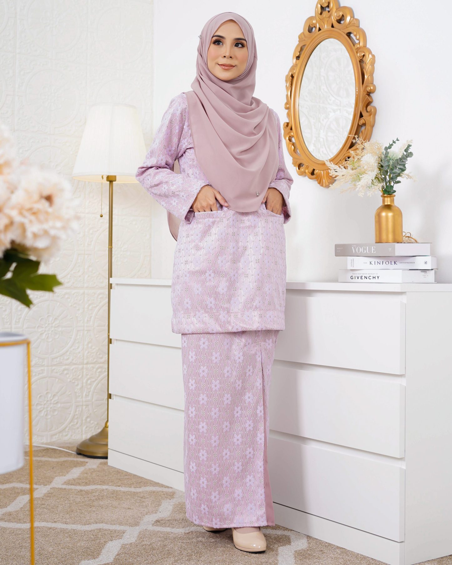 Baju Kurung Kedah Lace Gyny - Sweety Lilac