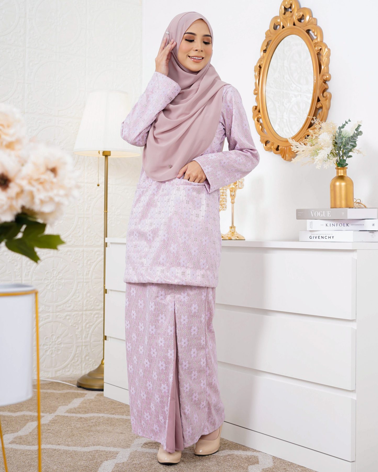 Baju Kurung Kedah Lace Gyny - Sweety Lilac