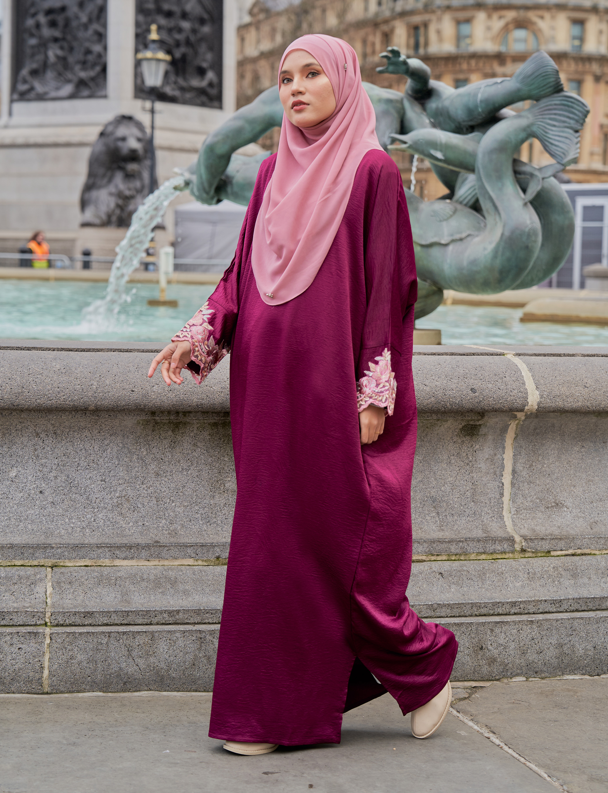 Kaftan Lace Bloomsbury - Royal Maroon