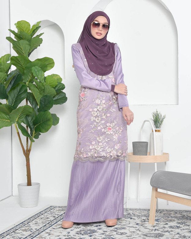 Baju Kurung Lace Pleated Aeni - Mauve Purple