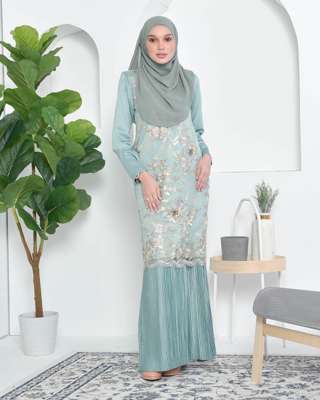 Baju Kurung Lace Pleated Aeni - Pistachio Green