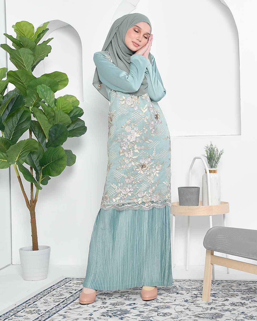 Baju Kurung Lace Pleated Aeni - Pistachio Green