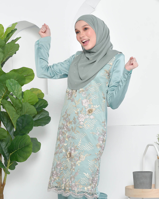 Baju Kurung Lace Pleated Aeni - Pistachio Green