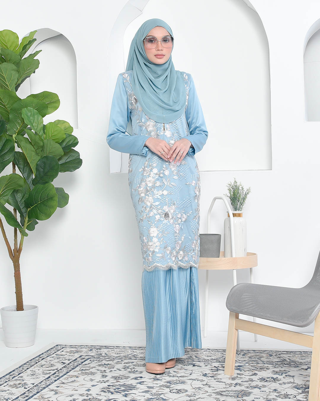 Baju Kurung Lace Pleated Aeni - Glacier Blue