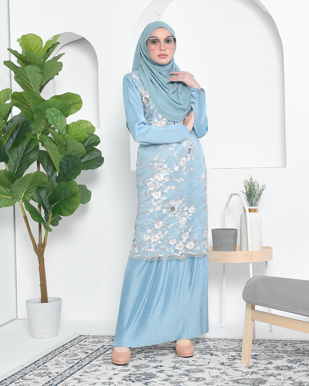 Baju Kurung Lace Pleated Aeni - Glacier Blue