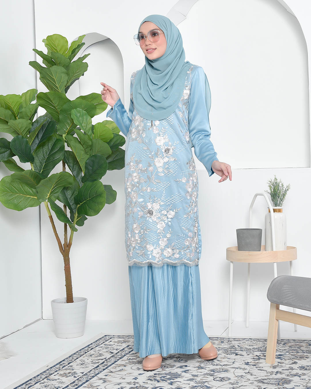 Baju Kurung Lace Pleated Aeni - Glacier Blue