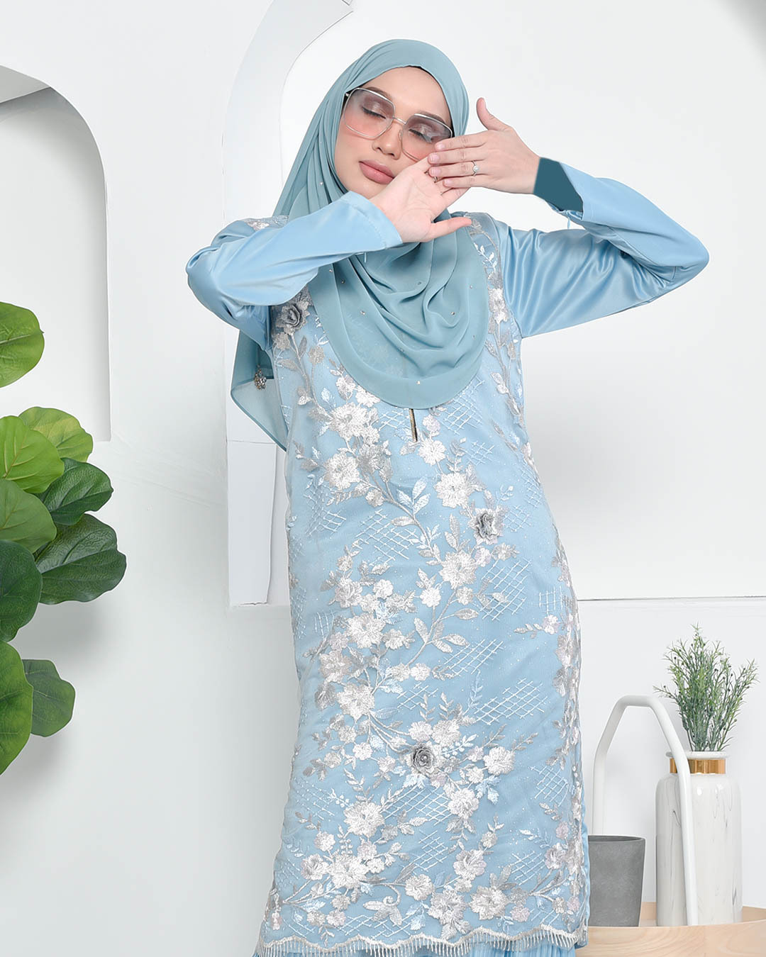 Baju Kurung Lace Pleated Aeni - Glacier Blue