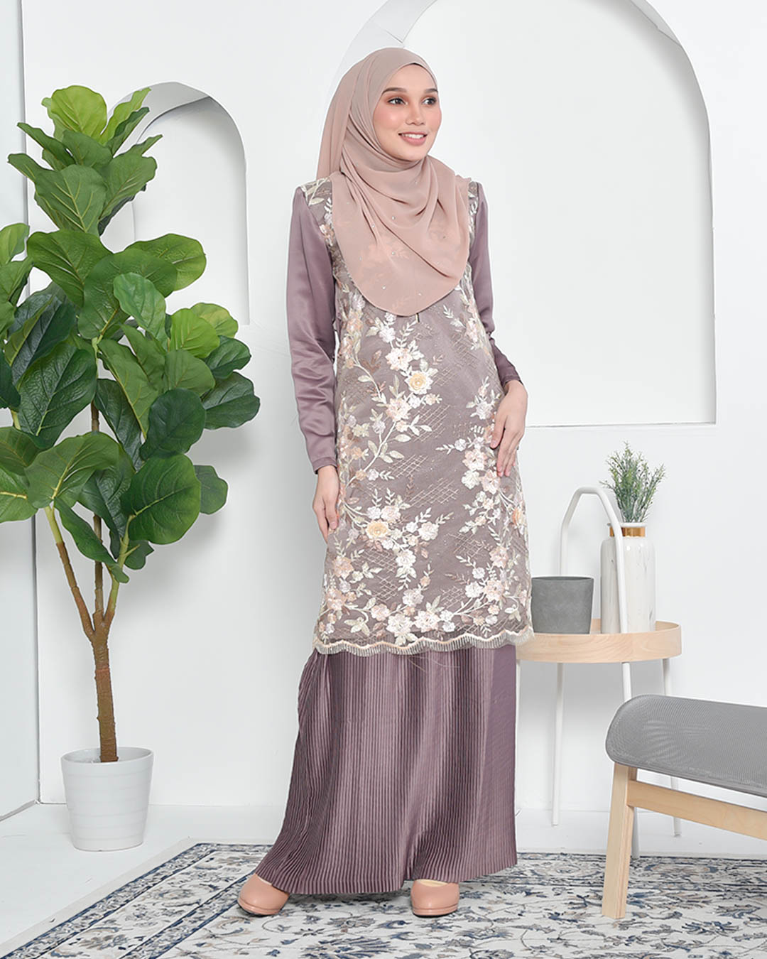 Baju Kurung Lace Pleated Aeni - Espresso Brown