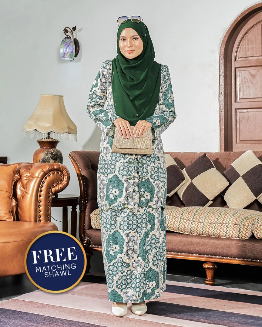 Baju Kebarung Sulam Batik Amara