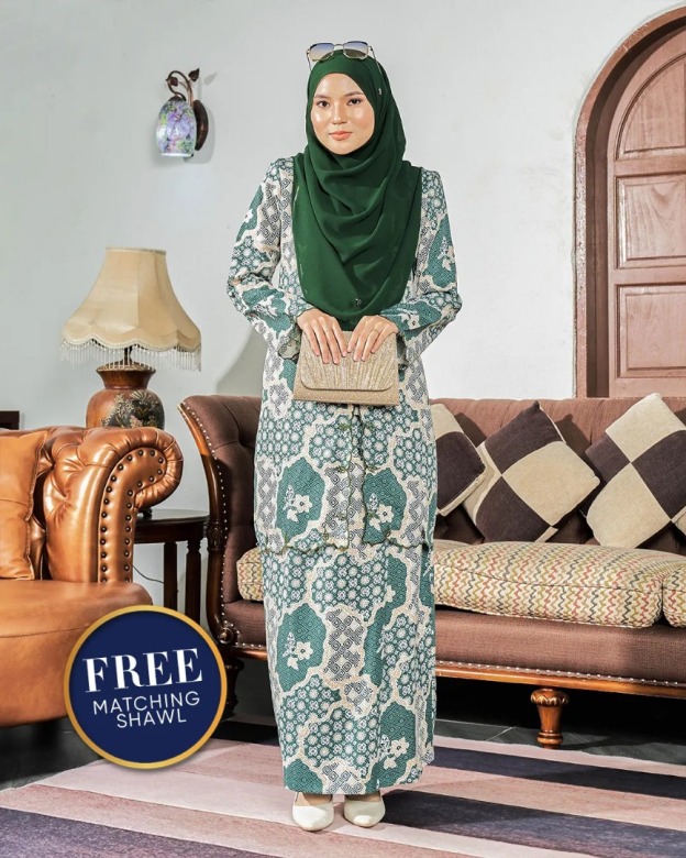 Baju Kebarung Sulam Batik Amara