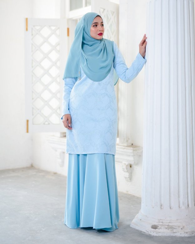 Baju Kurung Moden Lace Gygy - Glorious Sky