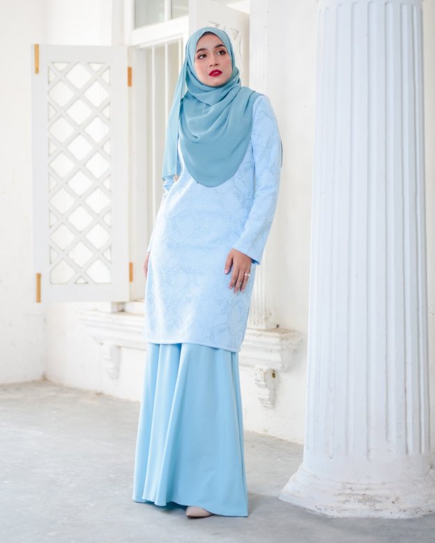 Baju Kurung Moden Lace Gygy - Glorious Sky