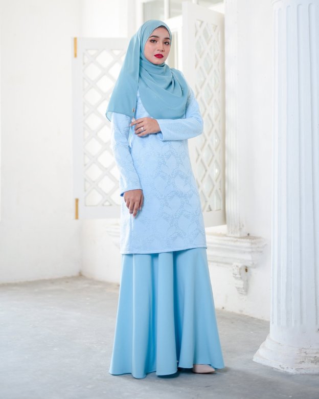 Baju Kurung Moden Lace Gygy - Glorious Sky